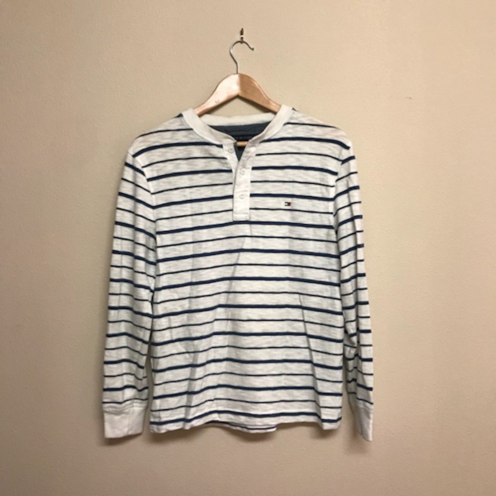 Tommy Hilfiger Long-Sleeve Henley Sweater